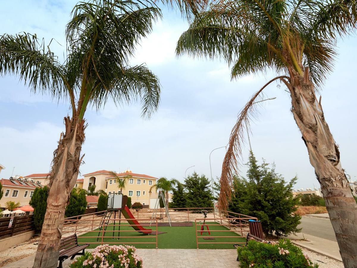 Kyklades Angie Resort Protaras Esterno foto